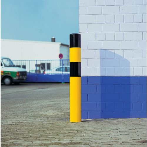 Heavy duty steel protection bollards