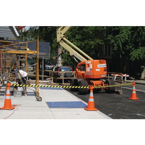 Skipper™ Extra long retractable belt barrier