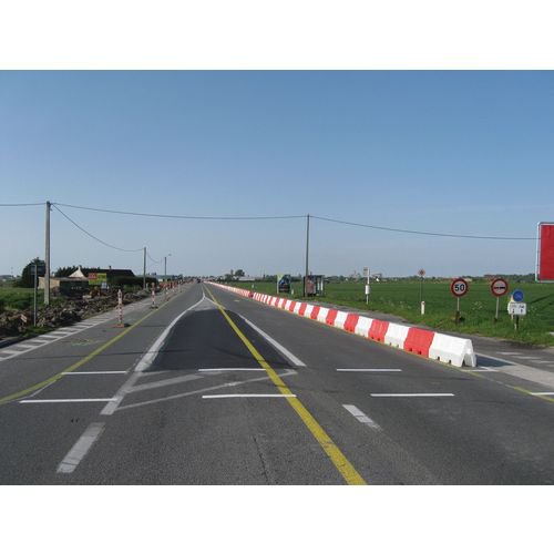 Evo safety barrier system