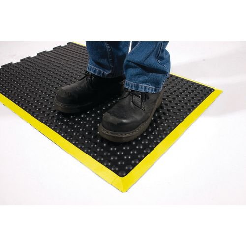 Bubblemat Black/Yellow 0.9M X 1.2M End