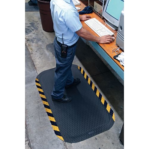 Floor Mat, Diamond Grip, 16mm Thick, Yellow Border 117X175Cm