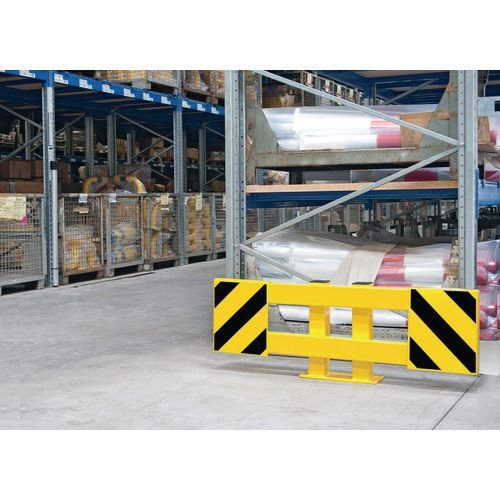 Adjustable racking end frame protectors