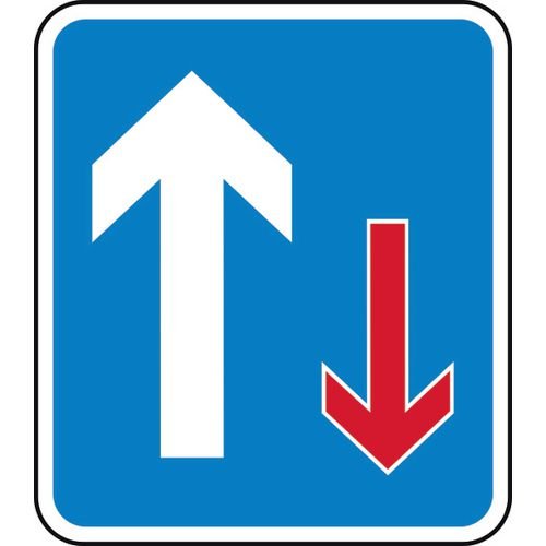700 X 800mm Dibond 'Give Way To Oncoming Traffic' Road Sign (Without Channel)