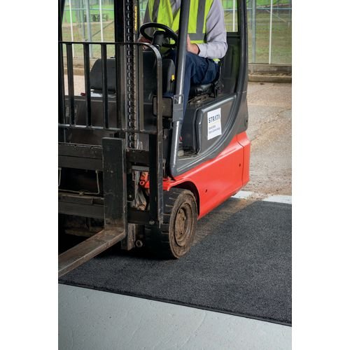 Wheel Cleaning Mat - 4.0 X 2.0M