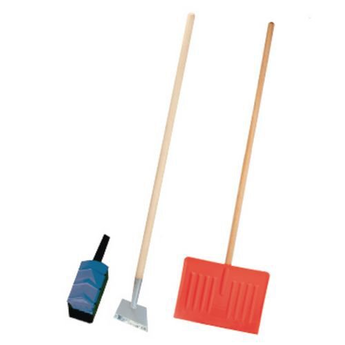 Winter snow and ice clearing tool kit