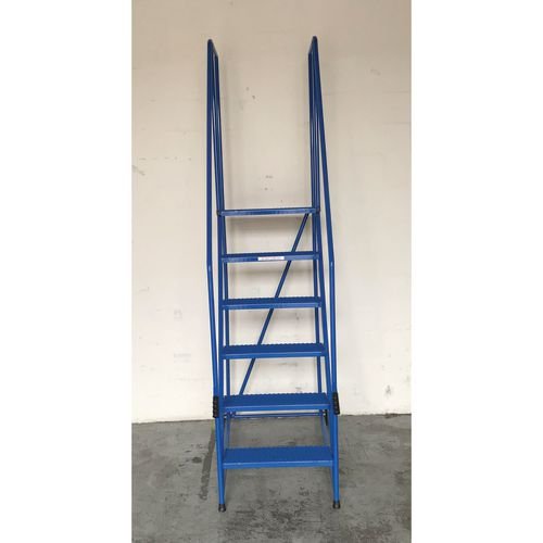 6 Tread Push And Lift  Mobile Safety Step Painted