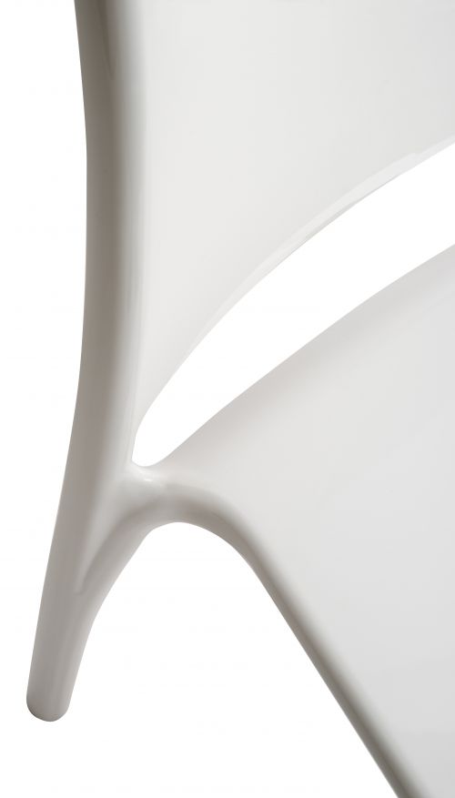 6908WHI | It doesn't come any tougher or more versatile that the Teknik Office Clarity chair in White. Solid in appearance as well as structure, we can assure you that the durability of this product is second to none! Designed by Roberto Cantarutti, this is a single piece stacking design suitable for severe use and tested to level EN1022/10728/157373. You can throw this from a 30 foot wall and the chair would be fine - if that is how you want to treat it in your work or leisure time anyway! Thanks to its modern and iconic design, this chair is suitable for all contract environments and public areas. Sold in packs of 4 and available in a solid white or black finish or a translucent clear or smoked effect, feel free to throw them all off a building and then sit on them afterwards, unscathed!