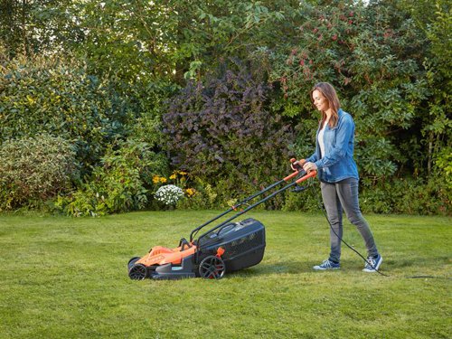 The BLACK + DECKER BEMW481BH Mower has been engineered for greater comfort and maneuverability. An easy start function allows users to switch the mower on and off effortlessly, using activation button. Ideal for lawns up to 600m², equivalent to 3+ tennis courts.Its high performance blade provides 80% better grass collection and greatly improved cutting results. A large collection box enables you to power through the mowing without the frustration of continuously emptying the container. A ‘Box Full’ indicator alerts you when it’s time to empty. A simple lever allows you to adjust the cutting height with ease. Specifications:Input Power: 1,800W.Cutting Width: 42cm.Cutting Height Adjustment: 20-70mm.Grass Box Capacity: 50 litre.Weight: 18.3kg.