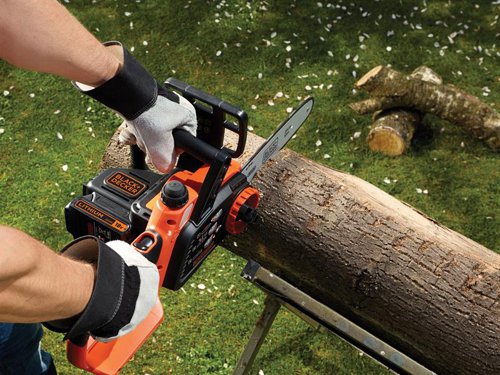 The BLACK + DECKER GKC1825L20 Cordless Chainsaw has a 25cm bar for smaller cutting applications around the garden. Tool-free chain tensioning provide quick and simple chain fitting and adjustment. Fitted with a comfortable bale handle which has an optimised balance, making it easy to manoeuvre and control whilst cutting.Part of the BLACK+DECKER 18V lithium-ion system. One battery system, endless possibilities.Supplied with: 1 x 18V 2.0Ah Li-ion Battery and 1 x Charger.Specifications:Cutting Speed: 3.5 m/s.Chain Pitch: 3/8in.Cutting Length: 25cm.Oil Tank Capacity: 53ml.Weight: 3.1kg.