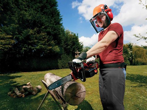 The BLACK + DECKER GKC1825L20 Cordless Chainsaw has a 25cm bar for smaller cutting applications around the garden. Tool-free chain tensioning provide quick and simple chain fitting and adjustment. Fitted with a comfortable bale handle which has an optimised balance, making it easy to manoeuvre and control whilst cutting.Part of the BLACK+DECKER 18V lithium-ion system. One battery system, endless possibilities.Supplied with: 1 x 18V 2.0Ah Li-ion Battery and 1 x Charger.Specifications:Cutting Speed: 3.5 m/s.Chain Pitch: 3/8in.Cutting Length: 25cm.Oil Tank Capacity: 53ml.Weight: 3.1kg.