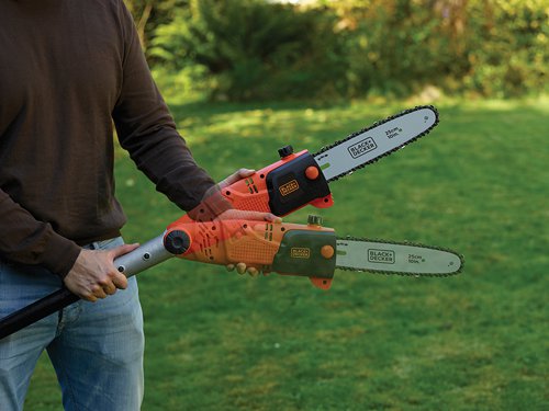 The Black and Decker PS7525 Corded Pole Saw has a pivoting head maximising access and ease of cutting in the most difficult to reach places. The integrated auto oil system lubricates the chain, for reduced wear and greater cutting efficiency, and the large oil tank has a viewing window to minimise spillages when filling.The PS7525 saw can be extended up to 2.7m in length to easily trim hard to reach, overhead branches and has a large cutting capacity, with up to 25cm of cutting width. The low kick back chain provides smooth, fast cutting through both wet and dry timber, while the chain brake system automatically cuts out within 0.15 seconds if the chainsaw kicks back, this for added safety.Specifications:Input Power: 800W.Chain Speed: 11m/s.Bar Length: 25cm.Chain Pitch: 3/8in.Chain Drive Links: 40.Oil Tank Capacity: 60ml.Weight: 3.8kg. 8.4lbs.