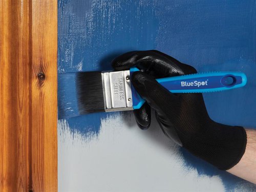 The BlueSpot Soft Grip Synthetic Paint Brush Set is ideal for use with all paints. They enable great paint loading and even distribution. No bristle loss. Quick and easy to clean. A soft grip handle and stainless steel ferrule provide durability and corrosion resistance.This 3 piece set contains sizes: 1, 1.1/2 and 2in
