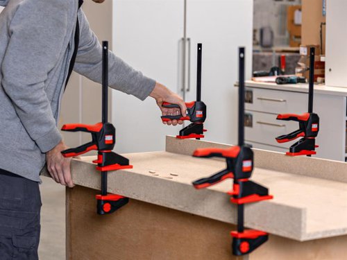 The Bessey EZ360 One-Handed 360° Clamp is extremely versatile. Its innovative 360° turning mechanism allows you to adjust the handle position to the clamping task at hand. A 12-step latching mechanism securely holds the selected handle position. The large clamping surface helps to distribute the clamping force of up to 1,400N. They also feature removable protective caps which help to protect the work piece surface. It can be repositioned for spreading, without additional tools, thanks to a simple release mechanism via push-button on the top part.1 x Bessey EZ360 One-Handed 360° Clamp 150mm.