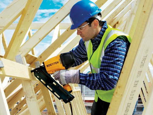 The Bostitch F33PTSM-E framing nailer features a short magazine for ease of use in tight spaces and has a Dial a Depth function. The paper tape nails are compatible with pazlode (IM350) framer. The powerful engine is capable of driving stick nails upto 90mm in length, whilst the lightweight magnesium body makes it comfortable to use all day long.It has CE compliant sequential trip fitted, for safer working on-site, a No-mar tip to prevent wood bruising and an adjustable exhaust to direct air away from workpiece and operator.Ideal for: Cases, Roof Trusses, Stud Walls and Timber Framing. Uses PT Fastner range.Specifications:Magazine Capacity: 50 (max).Nail Length: PT Series/WW 33º Series: 50-90mm Nails.Nail Diameter: PT Series/WW 33º Series: 2.5-3.3mm.Operating Pressure: 70-120 PSI, 4.8-8.3 Bar.Collation Angle: 33°.Weight: 3.5kg.