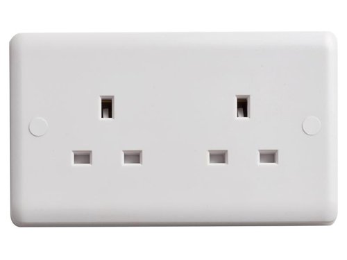 The Deta Vimark 13A Unswitched Socket is made from durable, moulded plastic and has a smooth, curved profile. Suitable for internal use.Designed to complement other products from the Deta Vimark range.1 x Deta Vimark Unswitched Socket 2-Gang 13A