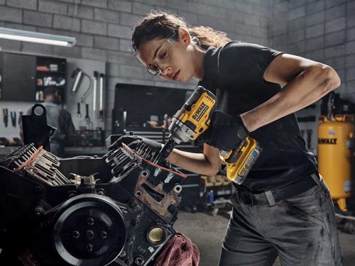 The DEWALT DCF891 XR 1/2in Hog Ring Anvil Impact Wrench was designed to comfortably handle various fastening projects. Choose between 4 modes to allow for reliable high-level performance, operability, and versatility. The compact ergonomic design offers easy maneuverability without sacrificing power. Fitted with an LED work light for visibility in dimly lit spaces.Specifications:Bit Holder: 1/2in Hog Ring Anvil.No Load Speed: 0-2,000/min.Impact Rate: 0-3,250/bpm.Max. Torque: 812Nm.Max. Bolt Diameter: M4.The DEWALT DCF891H2T XR BL 1/2in HR Anvil Impact Wrench was designed to comfortably handle various fastening projects. Choose between 4 modes to allow for reliable high-level performance, operability, and versatility.The compact ergonomic design offers easy maneuverability without sacrificing power. Fitted with an LED work light for visibility in dimly lit spaces.It is supplied with:2 x 18V POWERSTACKâ„¢ Li-ion Batteries 5.0Ah.1 x DCB1104 Charger.1 x TSTAKâ„¢ Heavy-duty Kitbox.Specifications:Bit Holder: 1/2in Hog Ring Anvil.No Load Speed: 0-2,000/min.Impact Rate: 0-3,250/bpm.Max. Torque: 812Nm.Max. Bolt Diameter: M4.