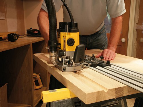 DEWALT DWS5031 Router Attachment for Guide Rail