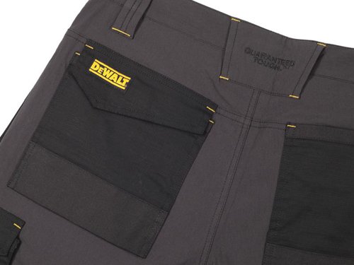 DEWHAMDEN36 DEWALT Hamden Holster Pocket Shorts Waist 36in