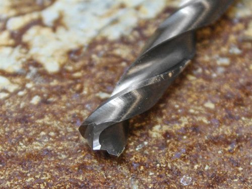 Faithfull Cobalt Quick-Change Impact Drill Bits feature a revolutionary tip design that is far superior to any other drill bit in the industry. These innovative drill bits have 7 cutting edges and 3 peaks that offer several distinct competitive advantages:- Super-accurate self-centring - you can make a hole in a round-pipe with one hand.- Speed - twice as fast as split point drill bits.- Tool lifetime - up to 10 times longer life in mild steel.Manufactured from M35 HSSE grade steel with a 5% cobalt content for increased heat resistance. The cutting performance is fantastic, both on precision and degree of finish, leaving much less defects (burr) than other drill bits. Its protruding centre tip acts like a pilot drill, enabling super-accurate positioning and stops the drill from wandering.These bits are impact rated and have a 1/4in quick-change shank for use in impact drivers. Produced in accordance to DIN 338 and DIN 3126-E6.3, for high precision tolerances and geometric accuracy.Ideal for heavy-duty industrial work in alloy steels, carbon steels, cast iron, hardened alloy steels, stainless steels, high-temperature alloys, titanium alloy, high strength steel and carbon fibre composite materials.The Faithfull 5 Piece HSSE M35 Cobalt Quick-Change Impact Drill Bit Set contains the following sizes: 2, 3, 4, 5 and 6mm.