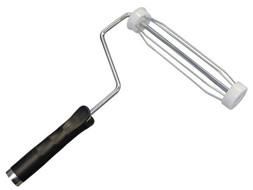 This Faithfull Plastic Handle Roller Frame has a smooth rolling action and features a full frame roller support. Allowing easy mounting of roller refills by simply pushing them on, or pulling them off the frame. The plastic handle is designed for user comfort and easy cleaning. It has an internal thread that allows the roller to be used with Faithfull and many other makes of roller extension pole.1 x Faithfull Plastic Handle Roller Frame 228 x 38mm (9 x 1.1/2in)