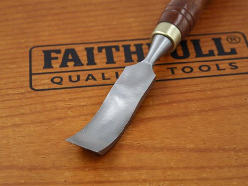 FAI Woodcarving Set of 12 in Case