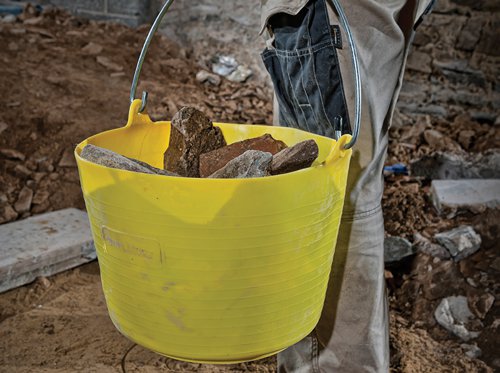 The Gorilla Tub Bucket is strong yet flexible bucket in an easy to find Hi-Viz yellow colour. It can easily be lifted by the thick steel handle with a comfort plastic grip. With reinforced ribbing for extra strength and it is frost and UV ray resistant.Its thicker walls make it great for carrying rubble or sand, and perfect for mixing and pouring with. Dried mix can be knocked out, so it can be used time and time again. Ideal for building site and construction for moving materials in tight spots. SpecificationCapacity: 22 litre