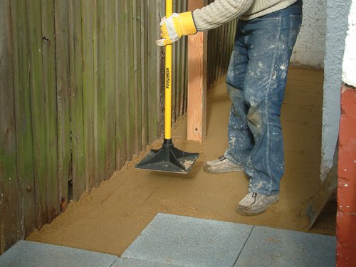 ROU 64-379 Earth Rammer (Tamper) with Fibreglass Handle 4.5kg (10 lb)