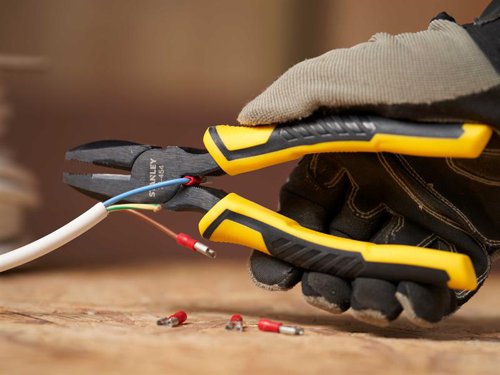 STA074367 STANLEY® ControlGrip™ Combination Pliers 200mm (8in)