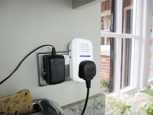 UNC66729 Uni-Com Smart Plug-Through Flashing Door Chime