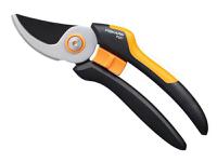Fiskars P321 Solidâ„¢ Bypass Pruner