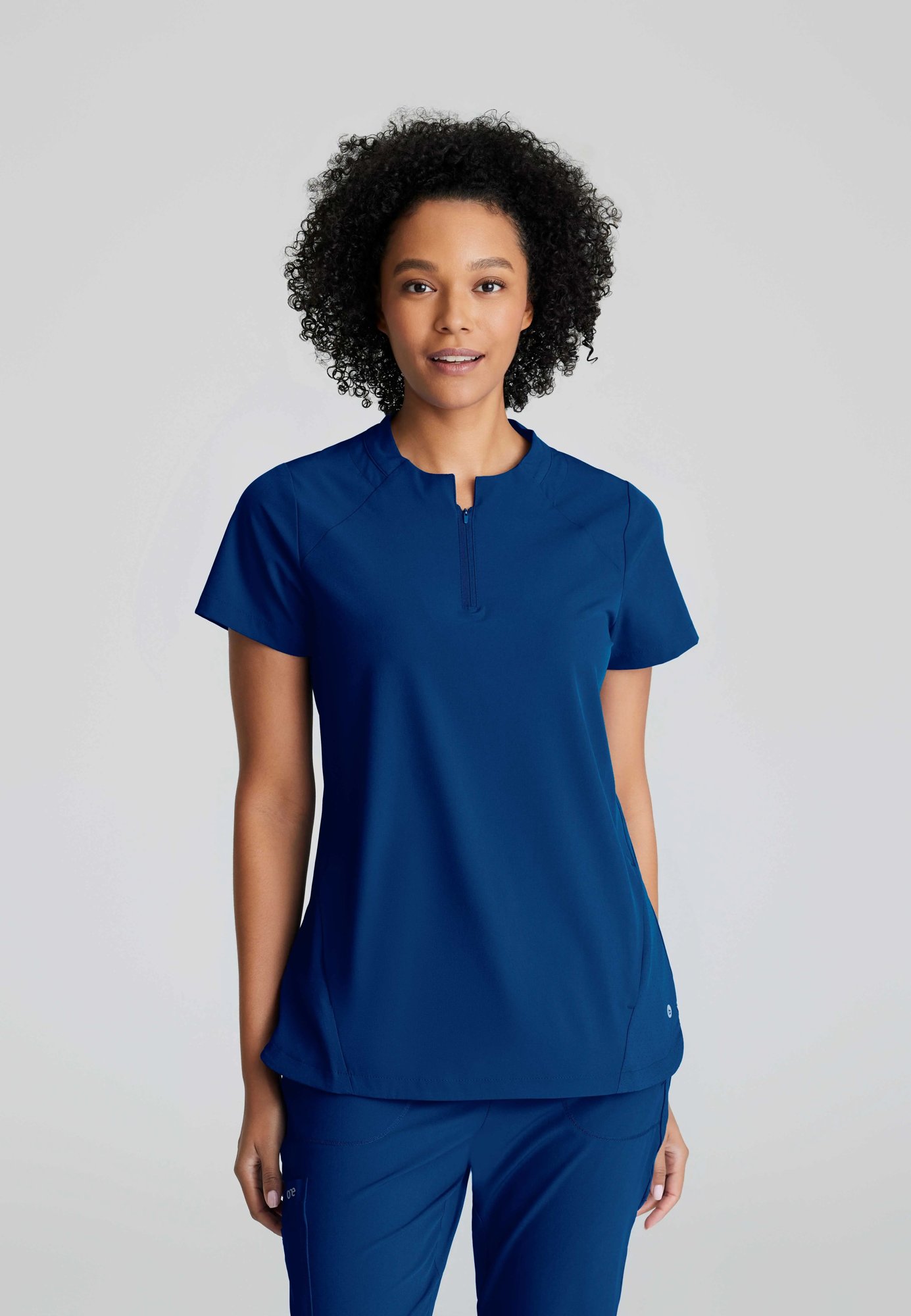 Barco One Flux Scrub Top: Professional Medical Wear with Revolutionary Temperature-Regulating Techno