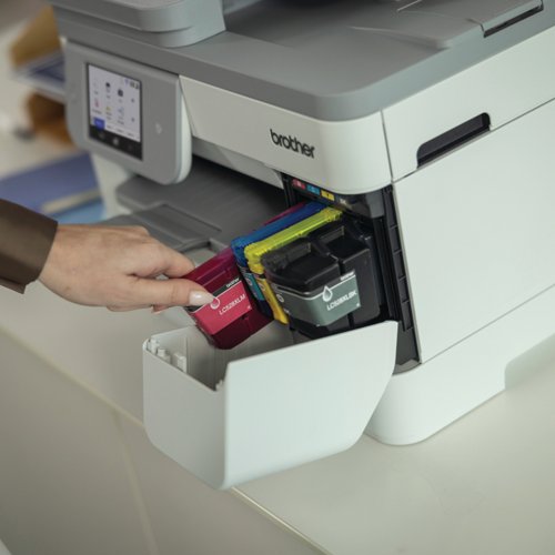 Brother LC528XLM UHY Ink Cartridge Magenta LC528XLM