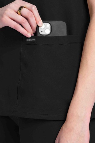 Cherokee Originals Ultra Female V-neck Scrub Top: Professional Comfort for Healthcare Professionals