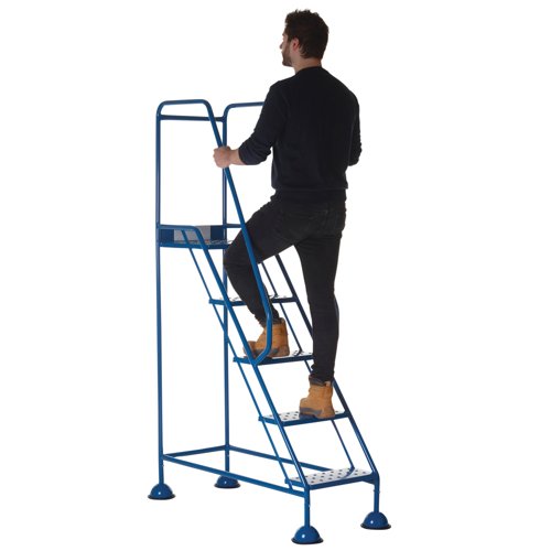 5 Star UK Domed Feet Punched 5 Tread Steps Blue FS687644