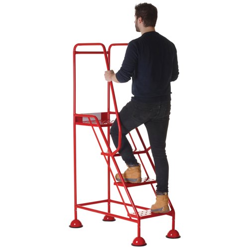 5 Star UK Domed Feet Punched 4 Tread Steps Red FS687686