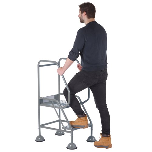 5 Star UK Domed Feet Punched 2 Tread Steps Grey FS687880