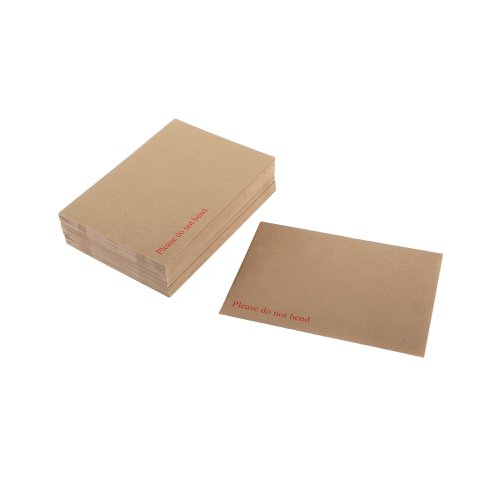 Q-Connect Envelope 318x267mm Board Back Peel and Seal 115gsm Manilla (125 Pack) 1K06