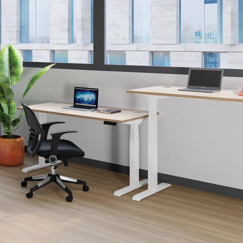 This Jemini Sit/Stand Desk features 3 stage height adjustability with a digital display and 4 pre-set buttons for an easy transition between sitting and standing. The 25mm thick desktop is mounted on sturdy cantilever legs and features dual cable management ports. This desk measures 1200x800x630-1290mm and comes with white legs.