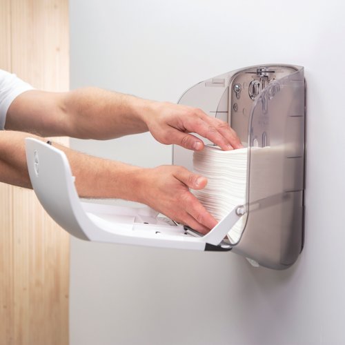 Katrin Plus C-Fold Paper Towels 2-Ply White Pack of 16 92512