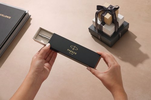 Parker Jotter Ballpoint Pen Medium Steel with Chrome Trim Blue 1953170