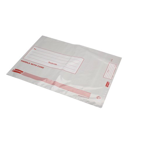 Go Secure Extra Strong Polythene Envelopes are designed to be durable and tough with the polythene construction being tear resistant to help keep your contents safe when in transit. These envelopes are also water repellent to keep the internal contents free from water damage.