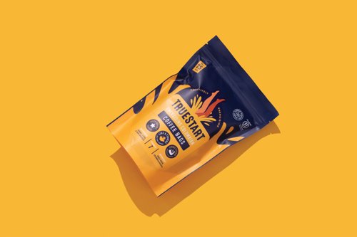 TST10136 | These TrueStart Energising Columbian coffee bags contain a medium-roast filter coffee designed for quick, no-mess brewing. Essentially "tea bags for coffee," they offer a fresh cup in 2 to 3 minutes by simply adding hot water, stirring, and squeezing. Supplied in a recyclable, resealable pouch of 25 coffee bags.