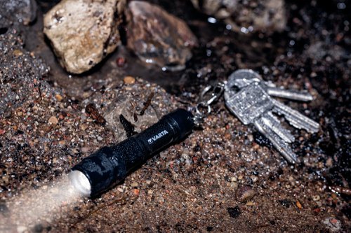 Varta Indestructible Key Chain LED Mini Torch 3.5 Hours Run Time 1 x AAA Battery Black 16701101421