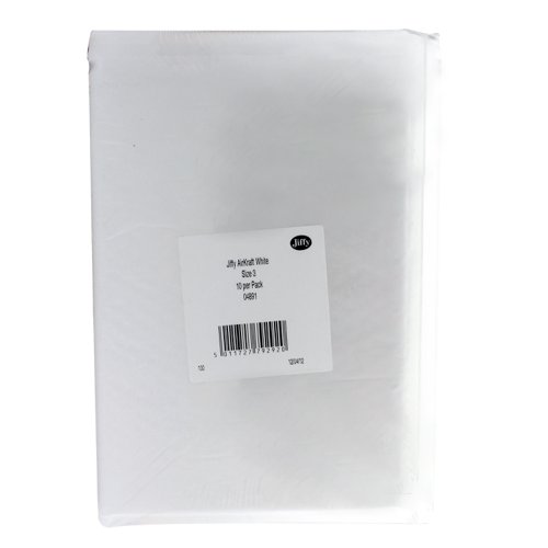 JF79292 | Save on postage costs with this lightweight, bubble lined Jiffy Airkraft mailer. The lining is designed to be puncture and shock resistant to protect delicate or fragile items in transit. The mailer also features a strong, simple self-seal closure. These size 3 white mailers measure 220 x 320mm. This pack contains 10 white mailers. The bubble that inner lines the mailers is produced using a minimum of 30% recycled content.