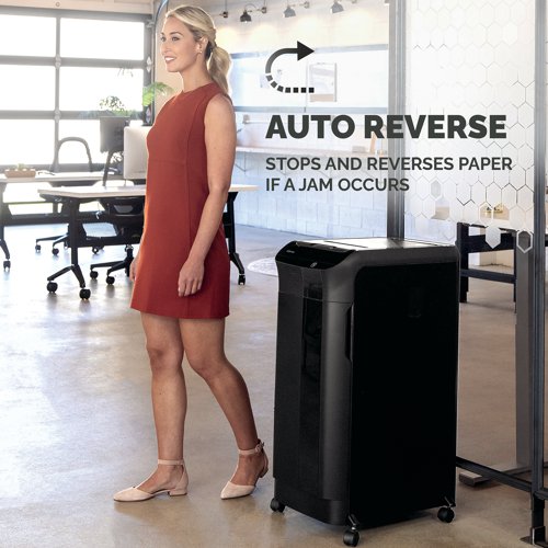 This Cross Cut Shredder is ideal for office environments of 5+ users that regularly accumulate large volumes of paper waste. With security in mind, the Smart Lock system allows the user to lock the shredder while shredding is in progress.