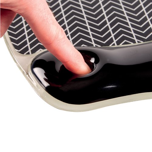 This Fellowes Crystals mouse pad features a vibrant chevron design with a soothing gel support that provides comfort. The ergonomic design supports the wrist, helping to alleviate pressure and fatigue. The mouse pad features a stain resistant covering and a non-slip rubber backing.