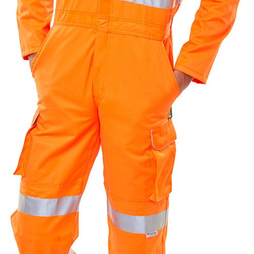 The Beeswift Railspec Coverall is made from 270gsm, 80/20 blend polyester cotton with Teflon treatment for improved soil release. Both durable hard wearing and soft and comfortable, with double sewn seams for extra strength. Featuring two cargo pocket, knee pad pockets and 3M retro reflective tape, the Railspec Coverall conforms to ISO 20471 Class 3 High Visibility and RIS-3279-TOM Railway use.