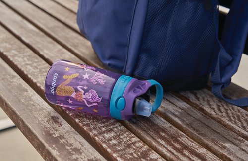 The Contigo Autospout children's drinks bottle features a flip straw which is opened by pressing a button. Ideal for use in sporting activities for children, this sports bottle has a capacity of 420ml, for keeping the user hydrated. Made from BPA-free plastic, this easy to clean bottle is dishwasher-proof and 100% leak-proof when in closed position. Supplied in purple with imagery of mermaids.