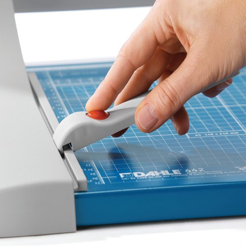 This Dahle Premium Rotary Trimmer features ground, circular upper and lower blades, which are self-sharpening for smooth, precise cutting. Ideal for heavy duty use, the cutting blades are fully enclosed in a plastic housing for safety. The trimmer also features printed guidelines for accuracy. This A3 trimmer has a cutting length of 510mm and a capacity of up to 30 sheets.