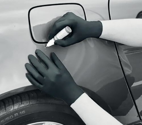 HEA01370 | These black nitrile examination gloves, manufactured from nitrile butadiene, are suitable for infection control, plus food and chemical contact. They are powder-free to reduce dust contamination and are latex-free. Tested to European standards EN420, EN388 and EN374.